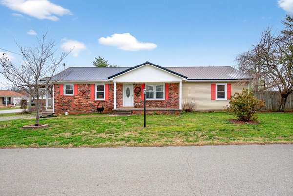 101 Deborah St, Elkton, KY 42220