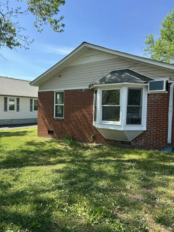 2002 Old Chattanooga Pike #SW, Cleveland, TN 37311