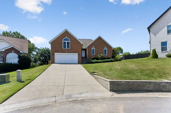 6017 Assault Ct, Mount Juliet, TN 37122