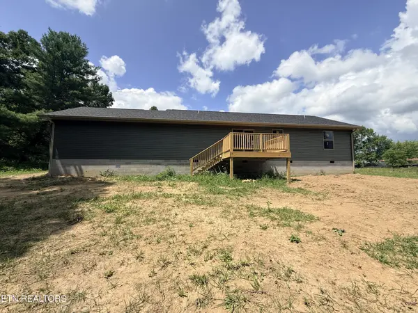 352 Old Wes Baldwin Rd, Jamestown, TN 38556