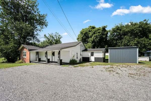 738 Old McMinnville Hwy, Woodbury, TN 37190