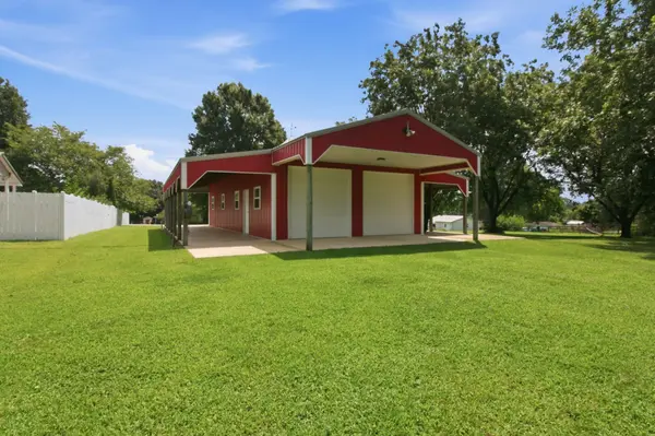 758 N Main St, Dyer, TN 38330
