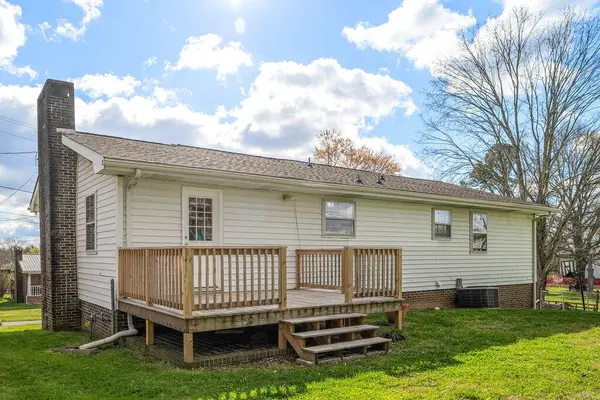 111 Edgewood Circle, Fort Oglethorpe, GA 30742