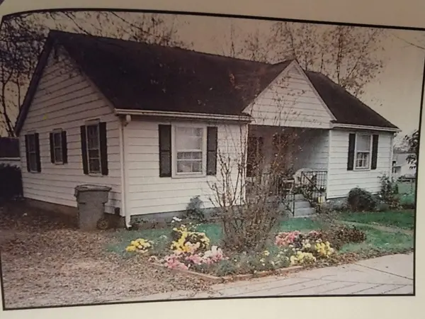127 Center St,  Old Hickory,  TN 37138