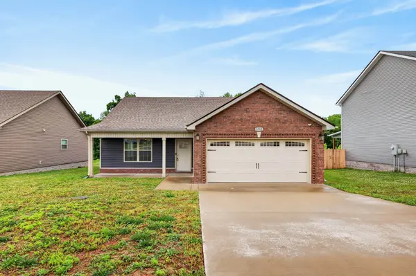 1012 Dublin Dr, Clarksville, TN 37042