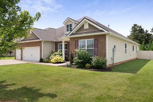 1016 Webbs Retreat Ln, Murfreesboro, TN 37128