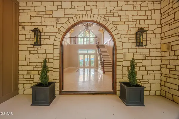 431 Thomas Loop Road, Sevierville, TN 37876