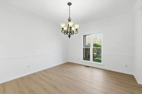3002 Bowers Ln, Murfreesboro, TN 37129