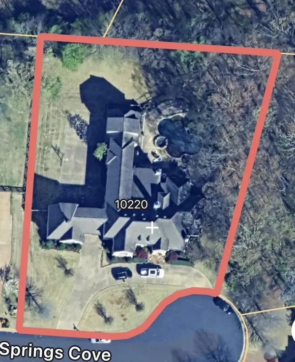 10220 MAPLE SPRINGS CV, Lakeland, TN 38002