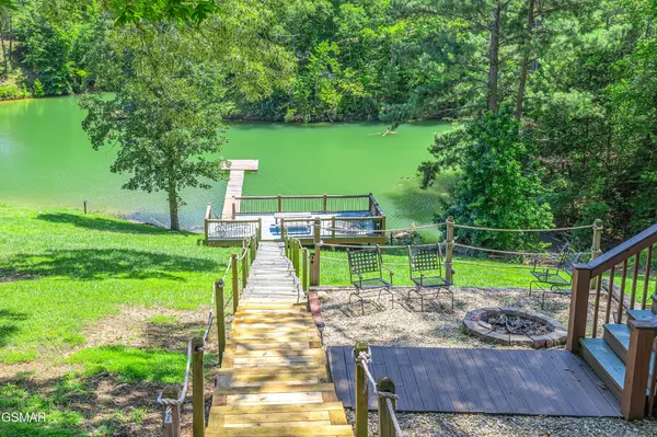 1601 Ponderosa Drive, Dandridge, TN 37725