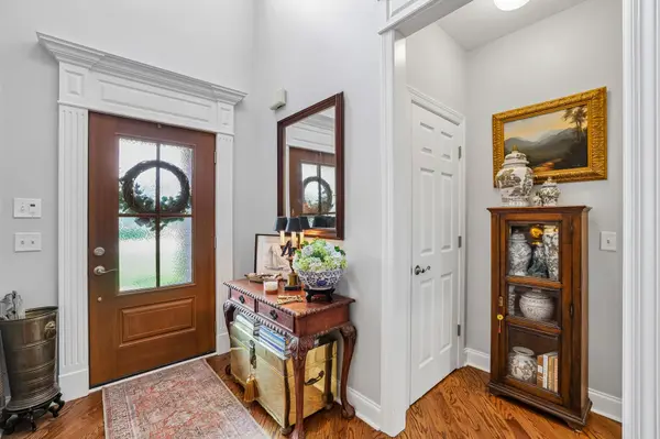 2208 Higgins Ln, Murfreesboro, TN 37130