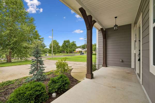 420 Anderson Ln, Madison, TN 37115