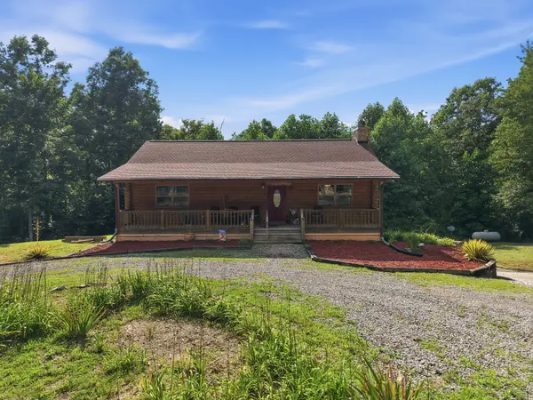 5010 Hidden Ln, Crawford, TN 38554