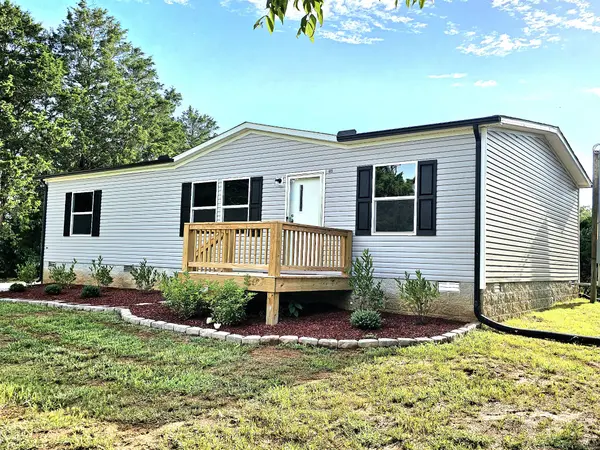 885 Junior Witt Rd, Rock Island, TN 38581