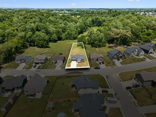 2280 Colston Dr, Clarksville, TN 37042