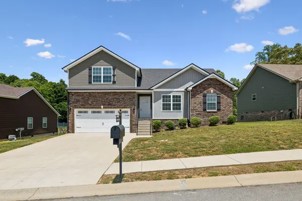 2280 Colston Dr, Clarksville, TN 37042