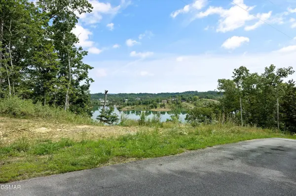 2 Windy Cove Way, Sevierville, TN 37876