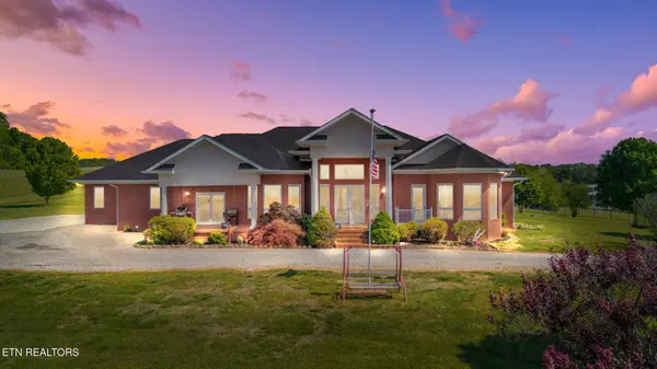 348 Ranch Rd,  Blaine,  TN 37709