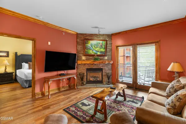 215 Woliss Lane #308, Gatlinburg, TN 37738