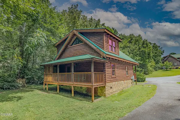563 Blackberry Ridge Way, Pigeon Forge, TN 37863