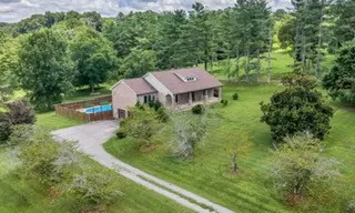 1249 White Road, Bon Aqua, TN 37025