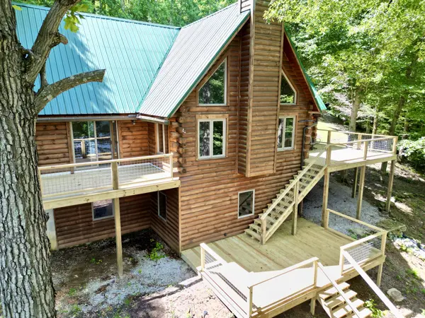 18 Crazy Horse Ln, Lewisburg, KY 42256