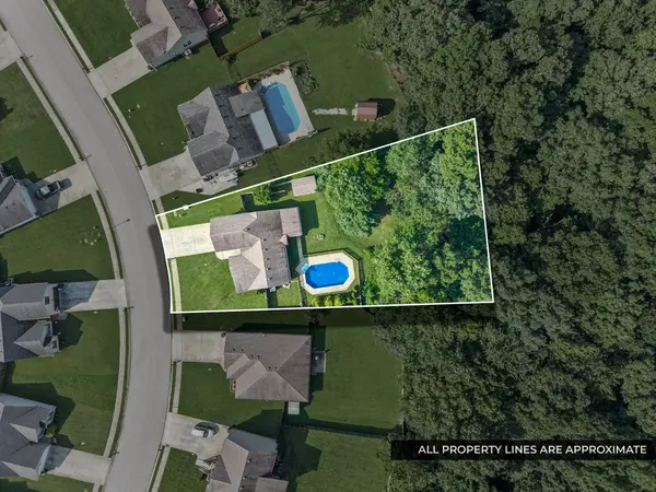 1176 Freedom Dr, Clarksville, TN 37042