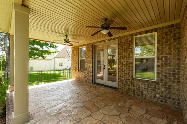 1009 Jarman Pvt Ln, Gallatin, TN 37066