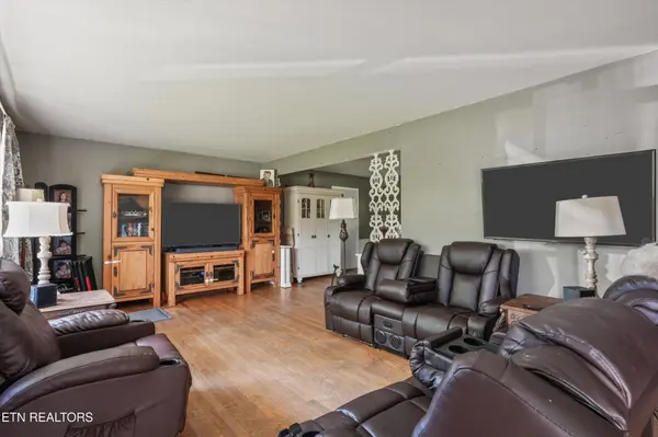 1061 S Linden Drive, Alcoa, TN 37701
