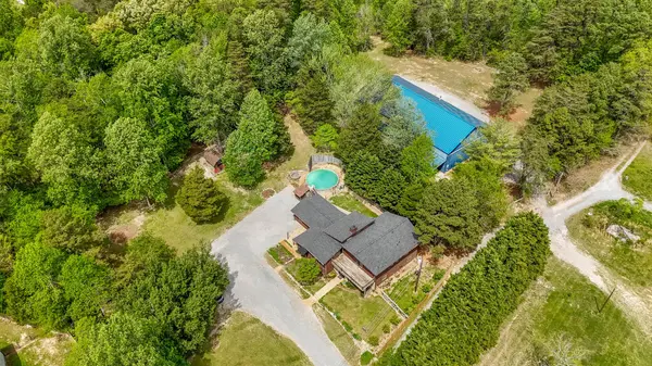 12615 Civic Club Road, Soddy Daisy, TN 37379