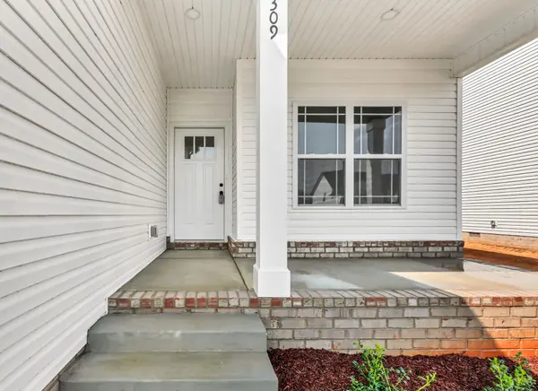 309 Wesson Dr, Clarksville, TN 37043