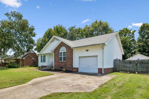 534 Sheath Cir, Lebanon, TN 37087