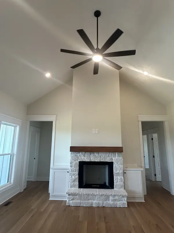 1216 Vickie Ln, Portland, TN 37148