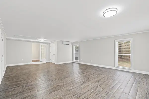 10464 E HOLMES RD, Collierville, TN 38017