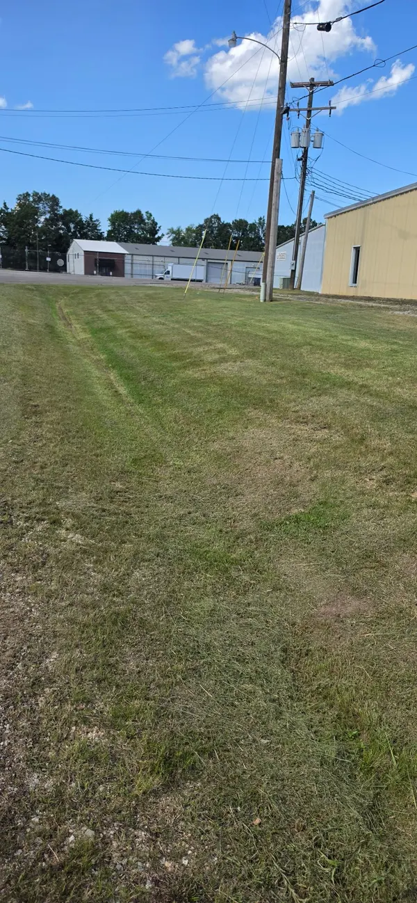 424 Arendall St, Adamsville, TN 38310
