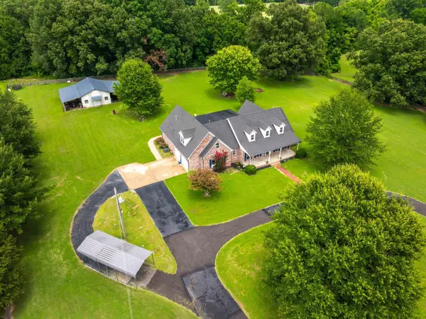 1855 OAK GROVE DR, Moscow, TN 38057
