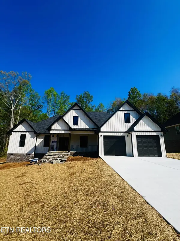 331 Shadows Lawn Drive,  Athens,  TN 37303