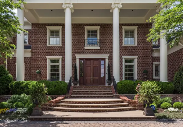 379 Jones Pkwy, Brentwood, TN 37027