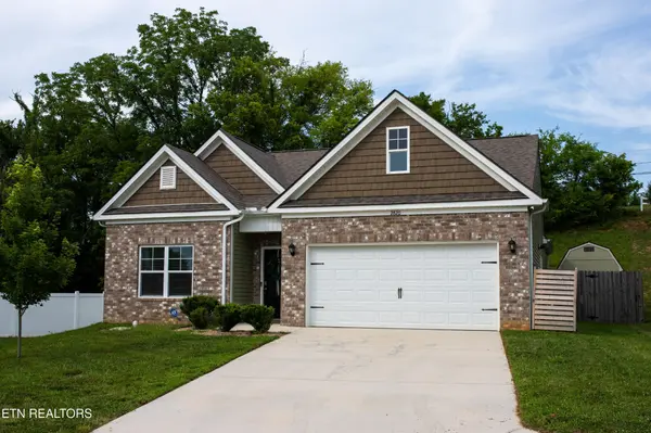 2820 Terrace View Rd, Sevierville, TN 37876