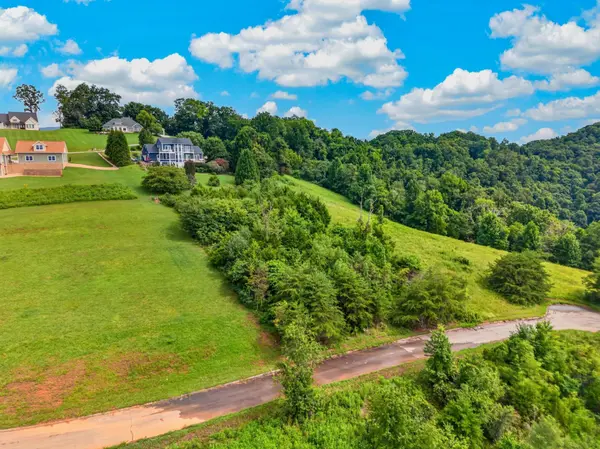 34 Logans Bluff, Bean Station, TN 37708
