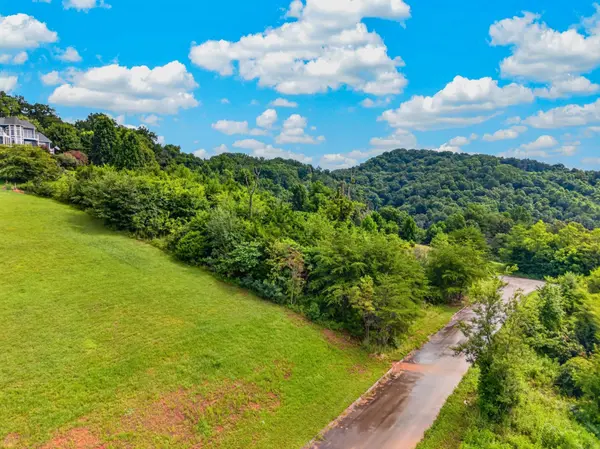 34 Logans Bluff, Bean Station, TN 37708