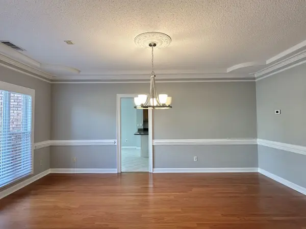 2247 OTTERBURN LN, Germantown, TN 38139