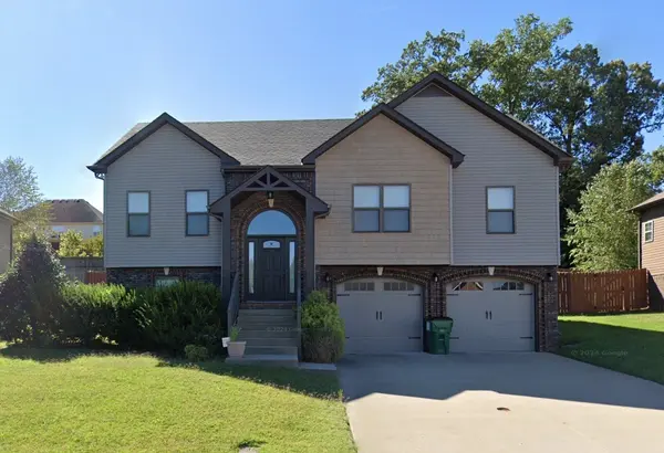1280 Viewmont Dr, Clarksville, TN 37040