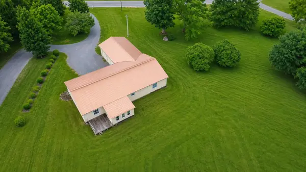 552 Airport Avenue, Dunlap, TN 37327