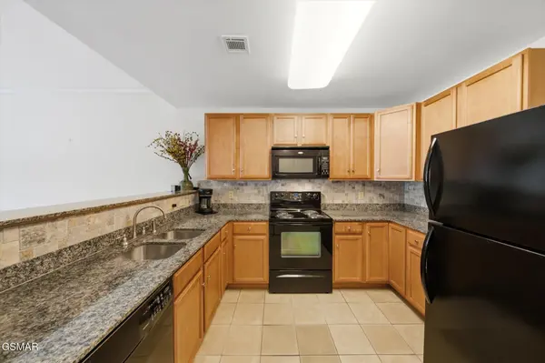 124 Plaza Drive #UNIT 3205, Pigeon Forge, TN 37863
