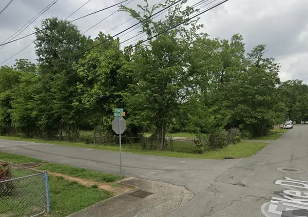5001 Fike Drive, Chattanooga, TN 37412