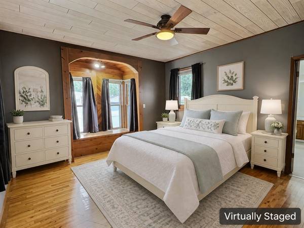 915 E 15th, Winfield, KS 67156