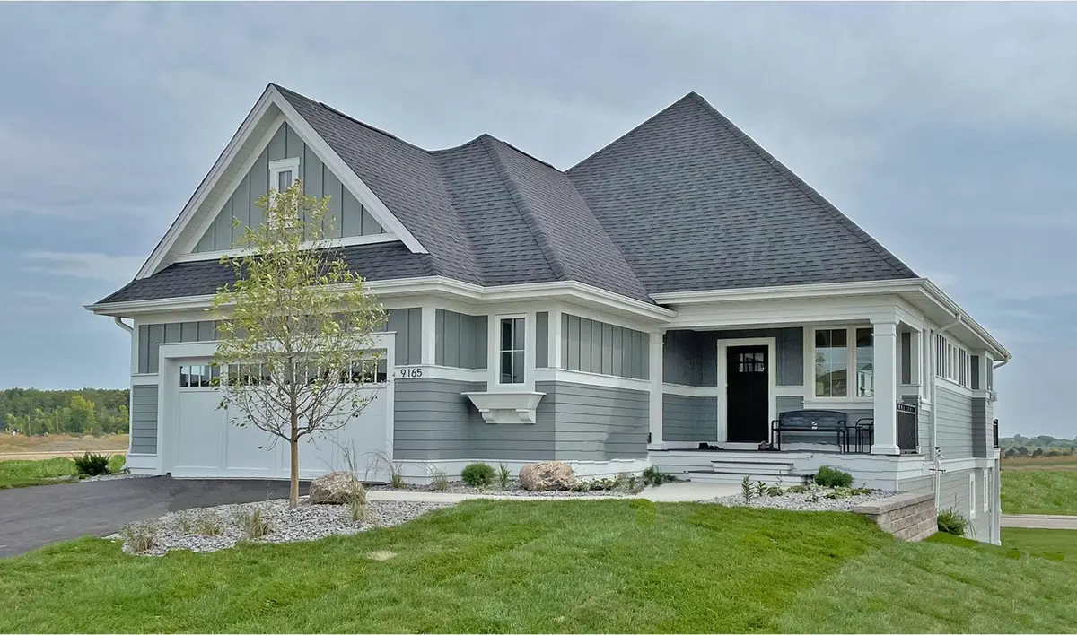9105 Mills DR, Chanhassen, MN 55317