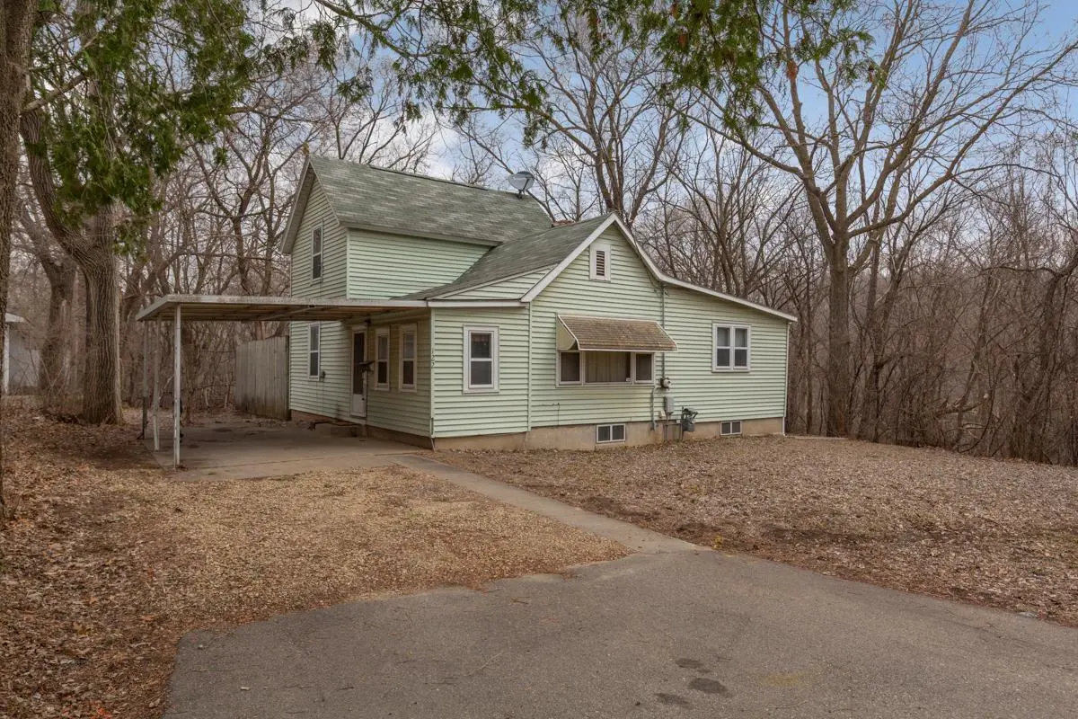122 13th ST NE, Faribault, MN 55021