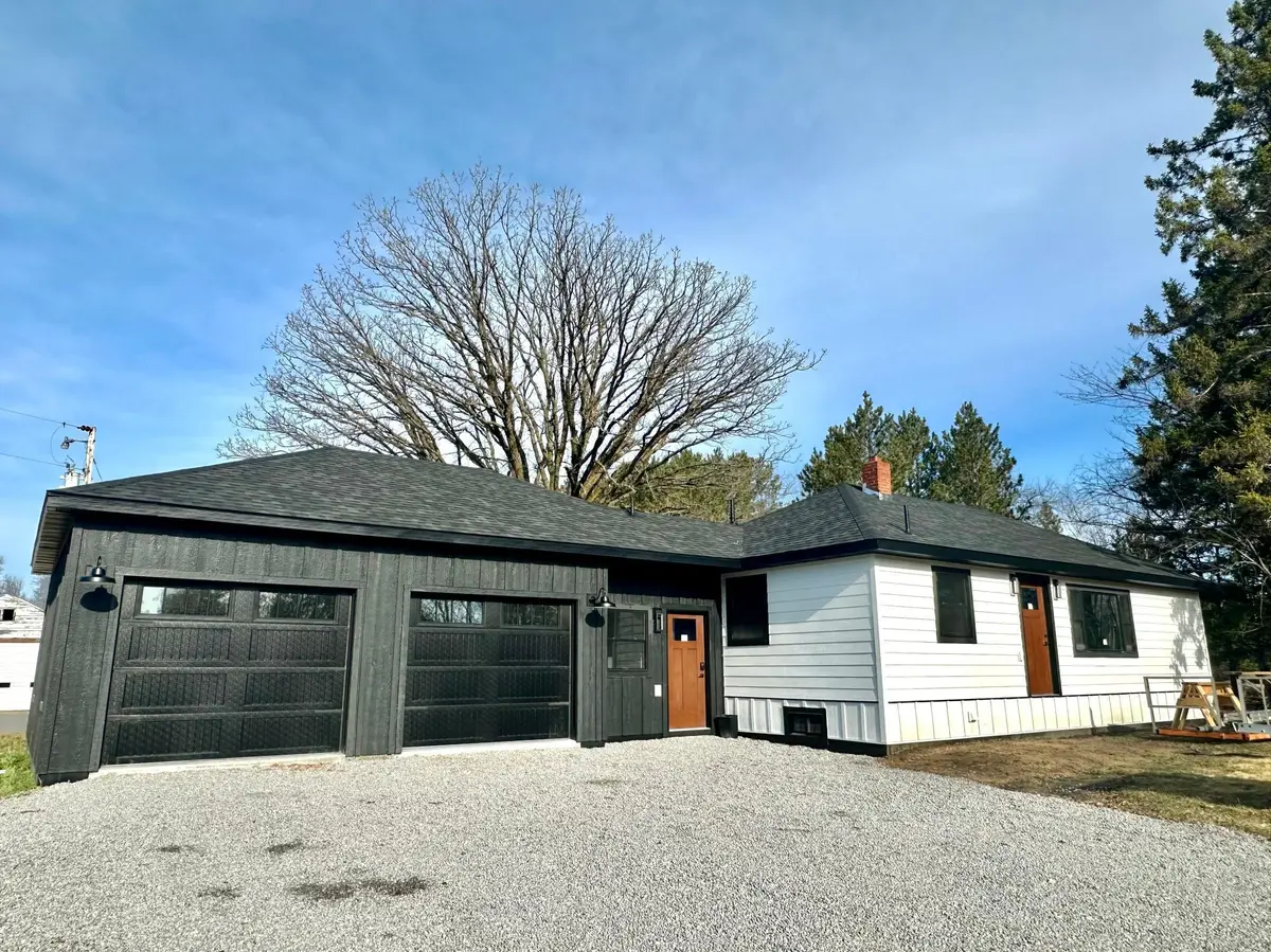 32893 500th AVE, Enstrom Twp, MN 56756